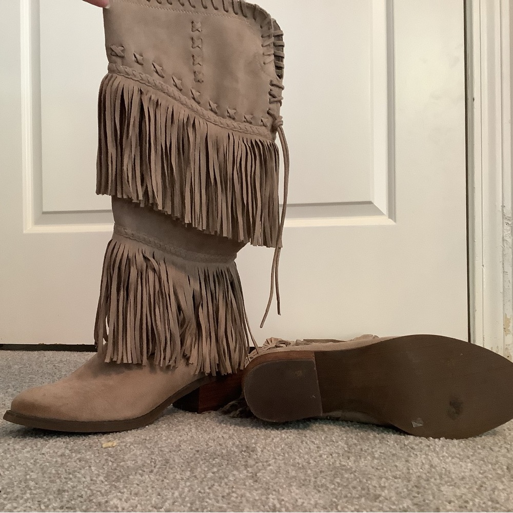 Fun womens boots.